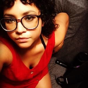 Meet your Posher, Ella